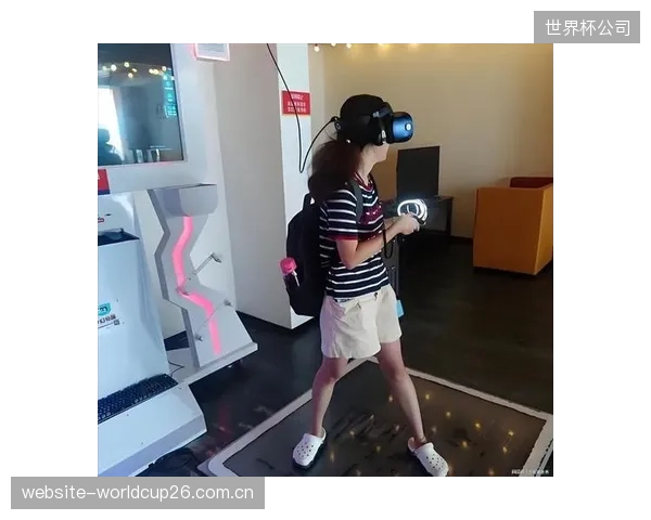 下一代训练场景：Rezzil等VR足球训练平台将很快能够导入球员个人的1000Hz足底压力数据，在虚拟空间中进行超高拟真度的战术和康复训练